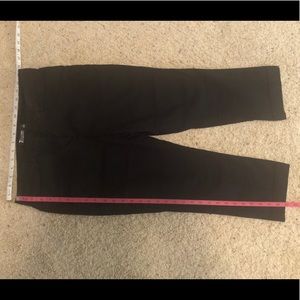 NY & Company business capris, size S